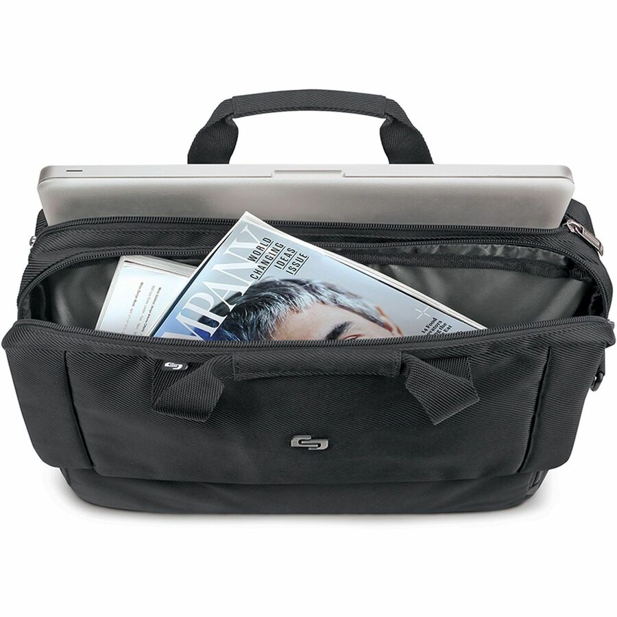 Solo Urban Carrying Case (Briefcase) for 17.3 Notebook" LVL330-4