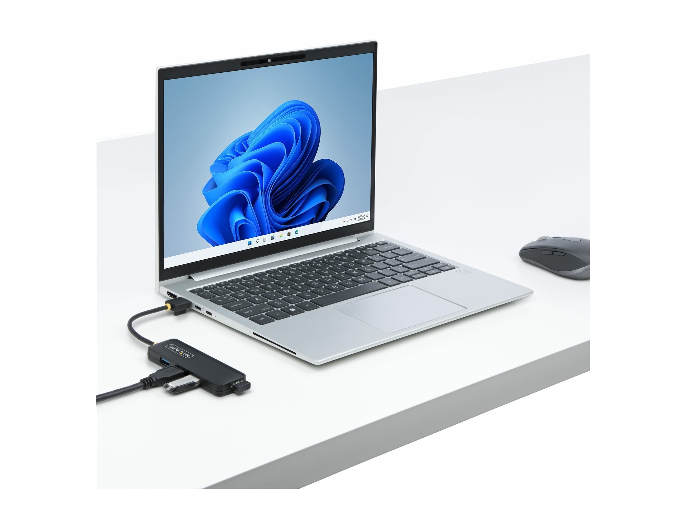 StarTech.com 4-Port USB-A Hub, 5Gbps, Bus Powered, Small Travel Mini Hub - Hub - 4 x USB 3.2 Gen 1 - desktop