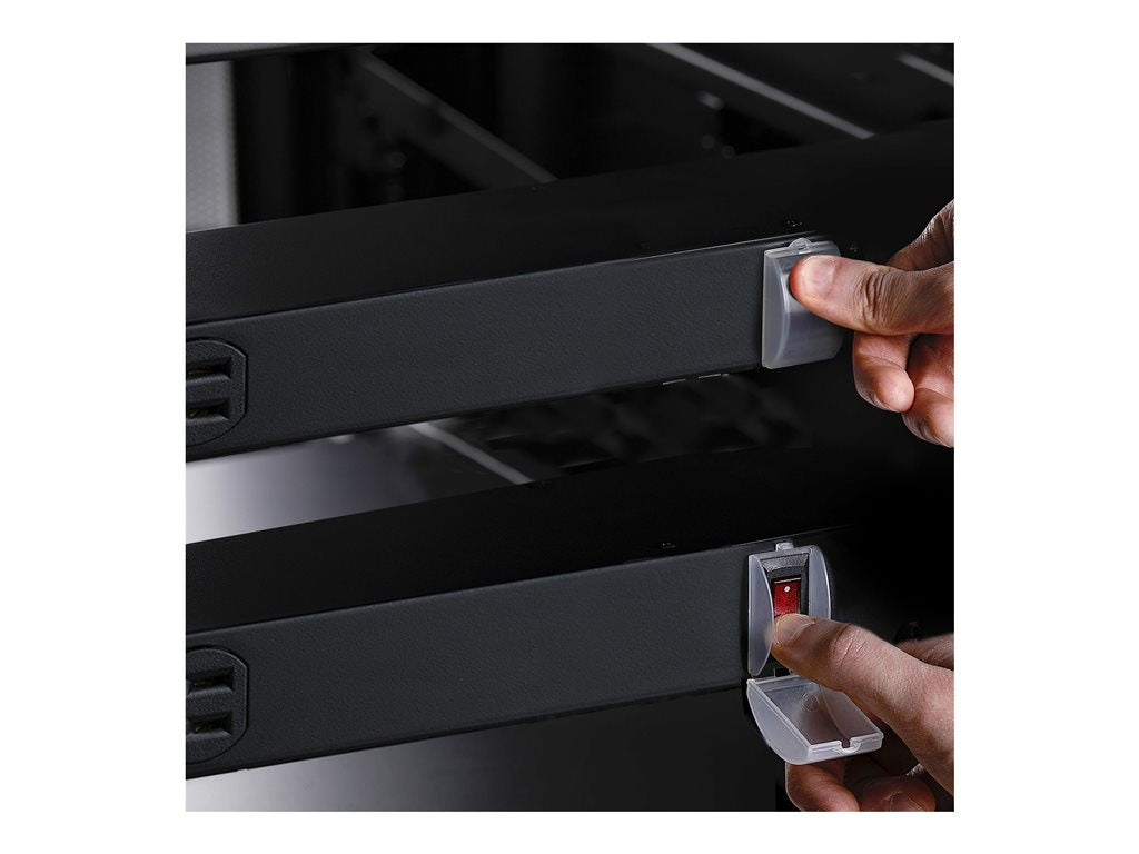 StarTech.com 8-Outlet Rack Mount Metered PDU, 1U Server Power Strip, TAA - Power distribution unit (rack-mountable) - AC 120 8NM8-RACK-MOUNT-PDU