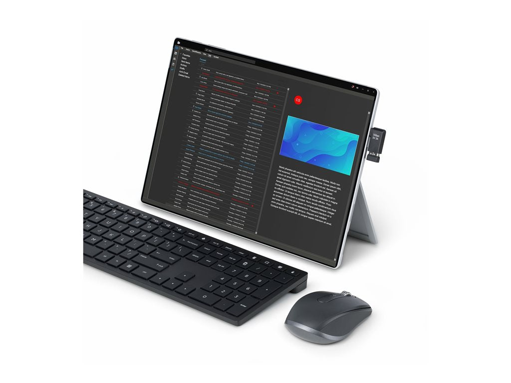 StarTech.com Right Angled USB-C to USB-A Adapter, USB 5Gbps, Compact USB-C Male to USB-A Female Adapter, Metal Housing, M/F - USB31CAADGCPRA