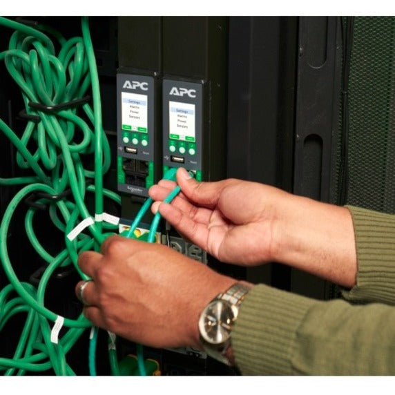 Switched Power Distribution Unit - APC NetShelter Rack PDU Advanced | Schneider Electric APDU10151SW