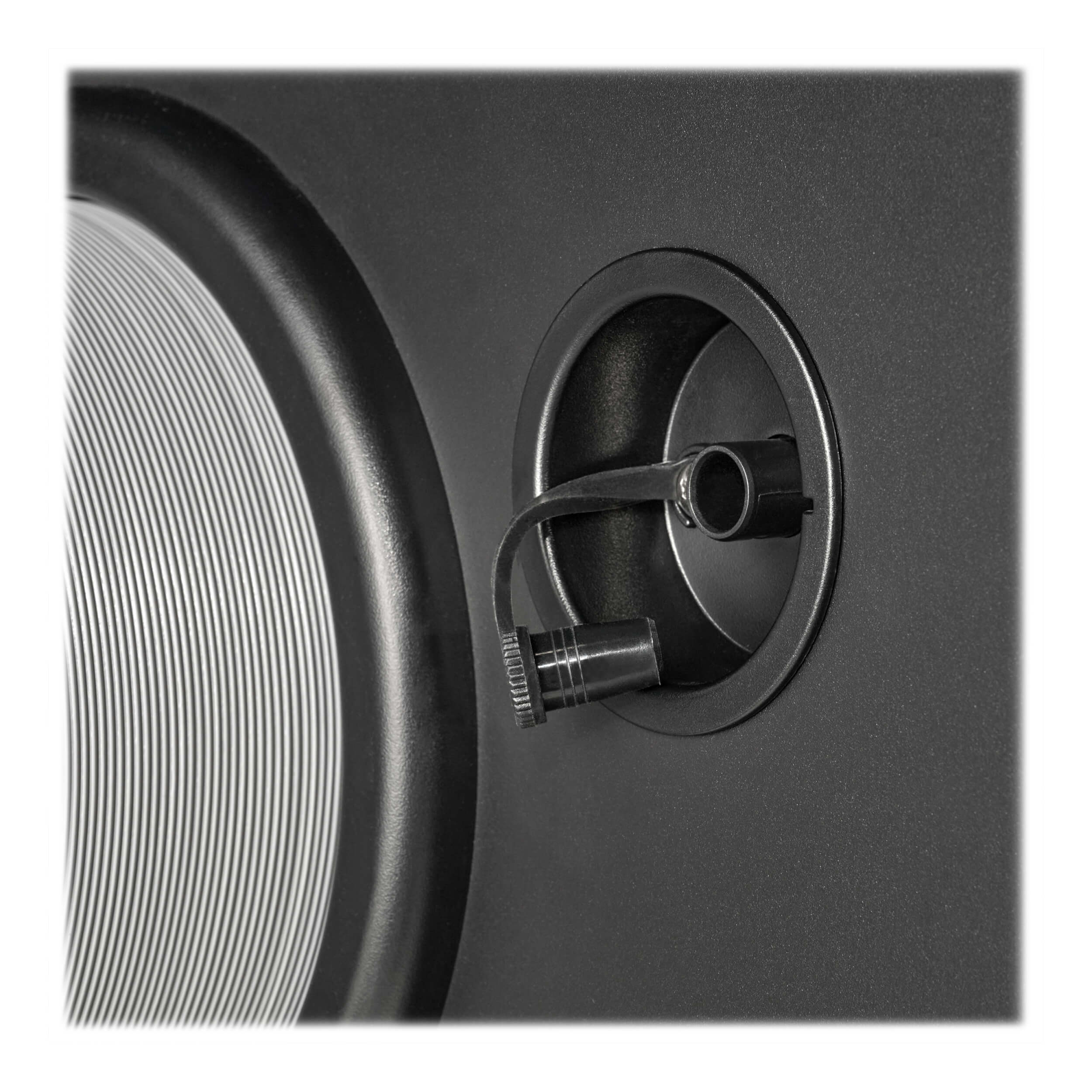 Tripp Lite Portable AC Unit for Server Rooms 24,000 BTU (7 kW) 208/240V, R32 Black