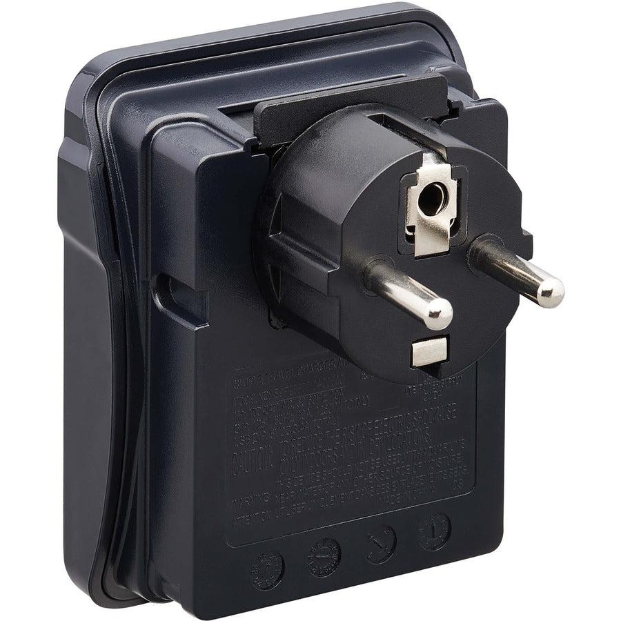 Tripp Lite Sk2Utravam Safe-It 2-Outlet Universal Travel Charger - 5-15R Outlets, 2 Usb Ports, Direct