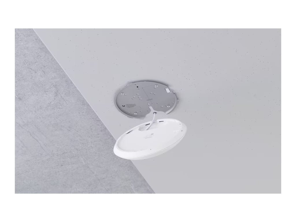 Ubiquiti UniFi U7-PRO - Wireless access point - Wi-Fi 7 - Wi-Fi 7 - 2.4 GHz, 5 GHz, 6 GHz - wall / ceiling mountable