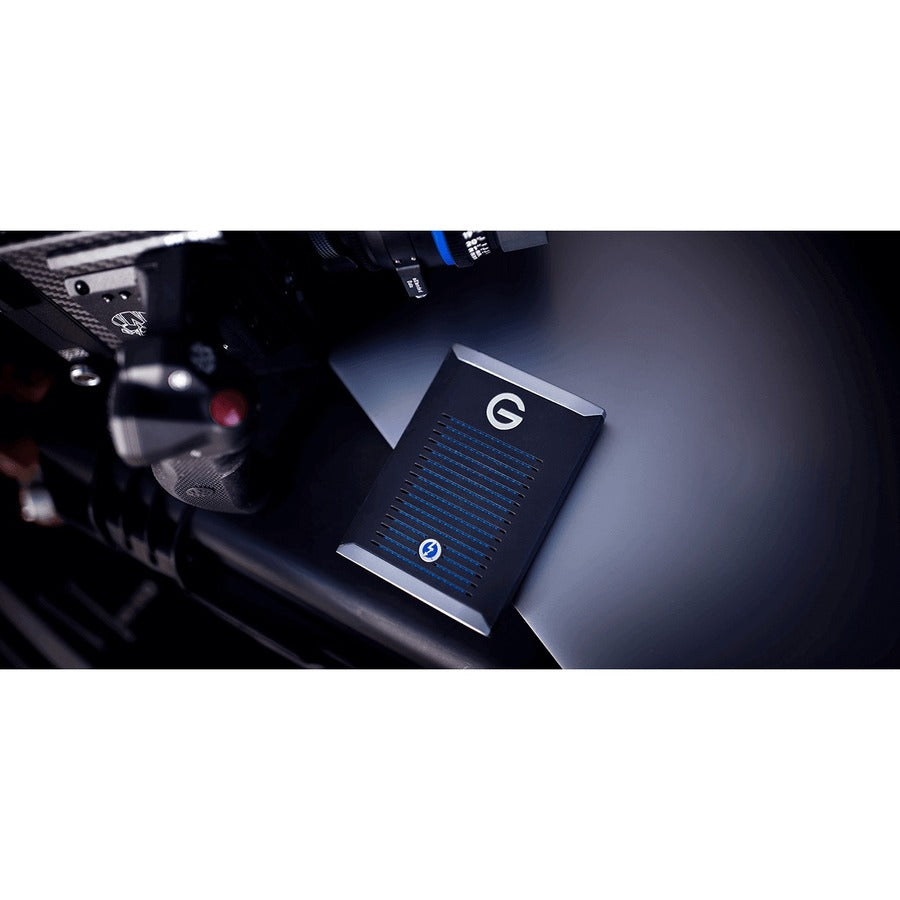 WD-IMSourcing G-DRIVE mobile Pro GDMOPTB3WB10001DBB 1 TB Portable Solid State Drive - External - PCI Express NVMe - Black 0G10311-1