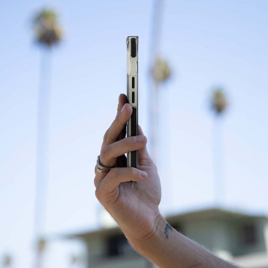 gear4 Santa Cruz Smartphone Case 702008202