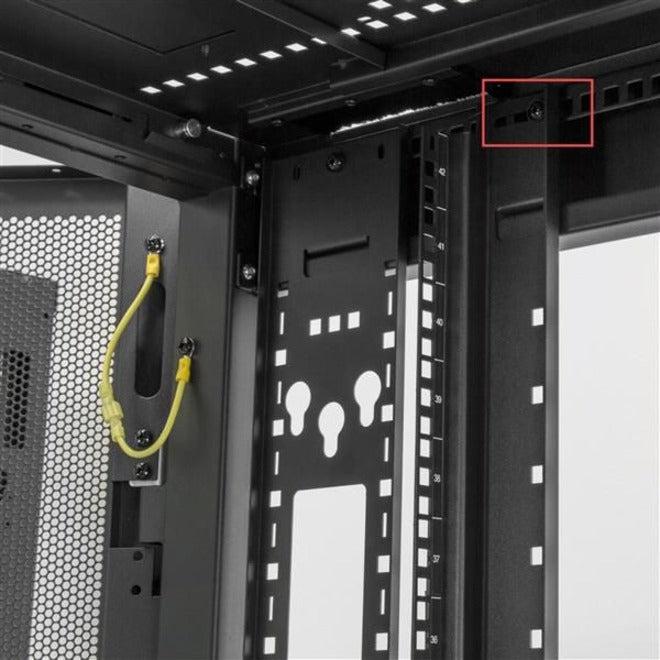 25U Server Rack Cabinet - 4-Post Freestanding Data Center Rack with Lockable Doors | StarTech.com RK2537BKM