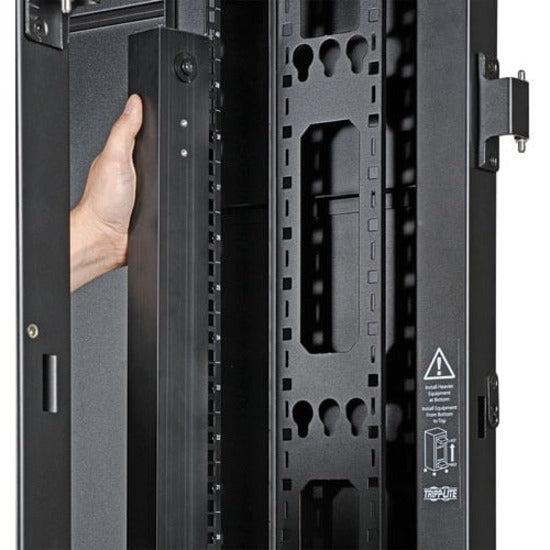 3-Phase Metered PDU - Tripp Lite 5.7kW Power Distribution Unit 208/120V (TAA) PDU3MV6L2120B