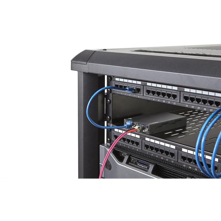 Gigabit Ethernet Copper-to-Fiber Media Converter - SM LC - 20 km | TecISoft ET91000SM20