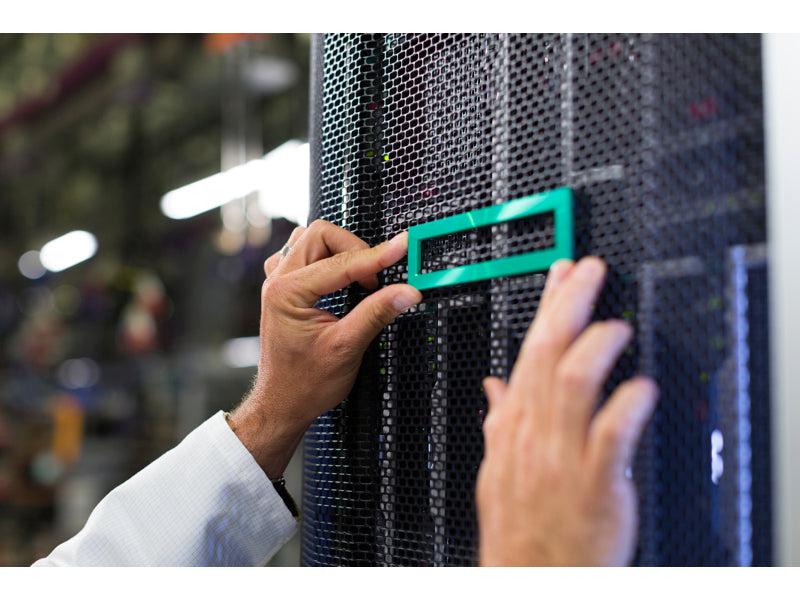 Hewlett Packard Enterprise .