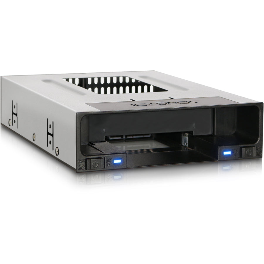 Icy Dock FlexiDOCK MB795SP-B Drive Enclosure for 5.25 - Serial ATA/600 Host Interface Internal - Black"