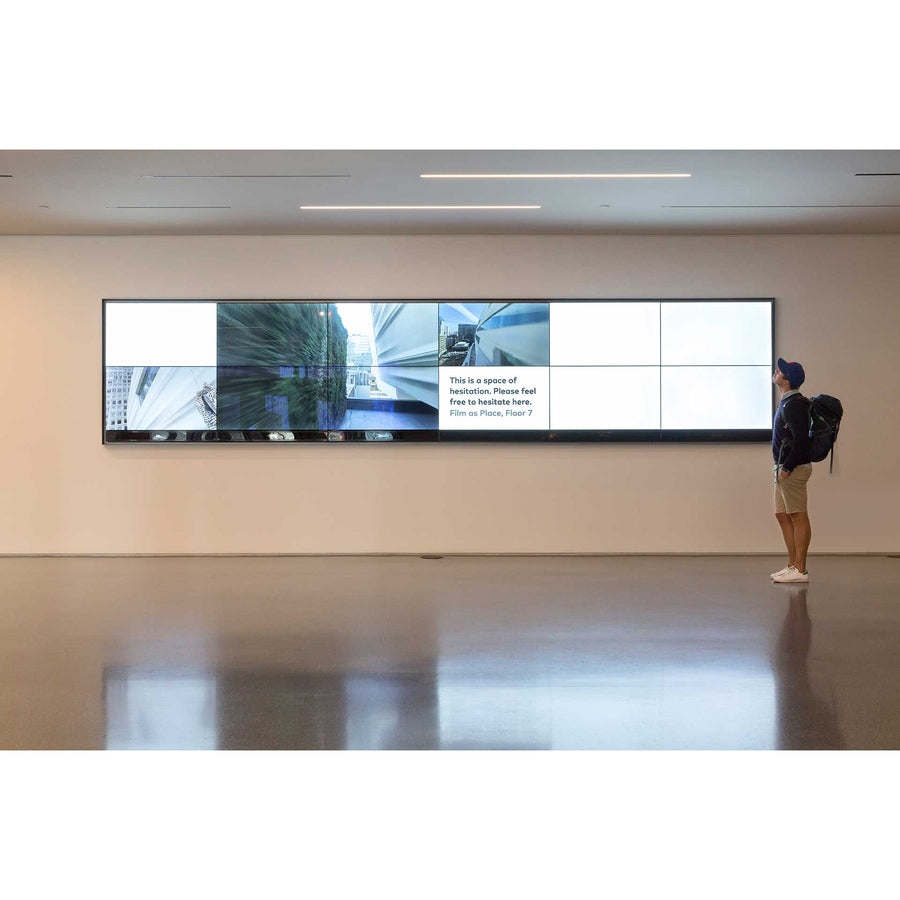 Planar LED MultiTouch Interactive LED Video Wall 997-9135-00