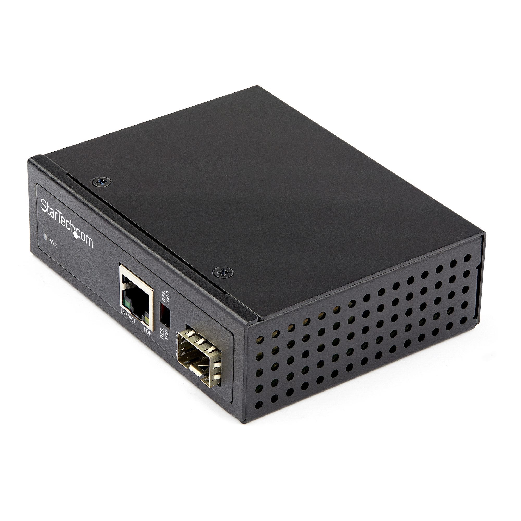 PoE+ Industrial Fiber to Ethernet Media Converter 60W - SFP to RJ45 | StarTech.com IMC1GSFP60W