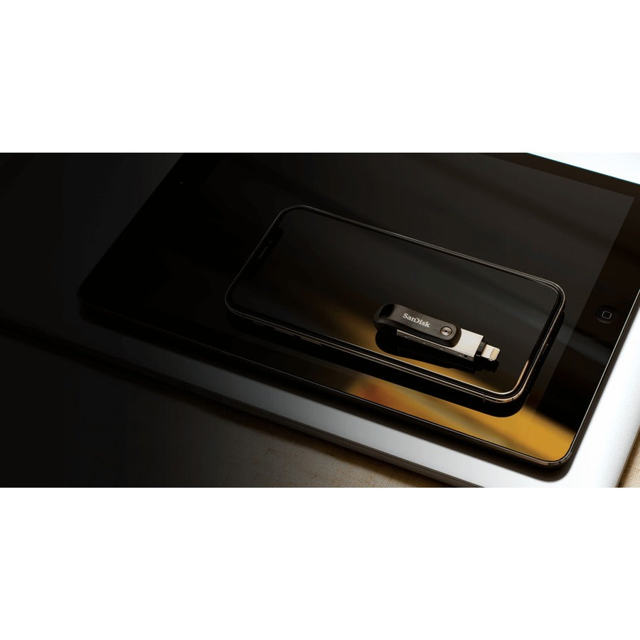 SanDisk iXpand&trade; Flash Drive Go 128GB SDIX60N-128G-AN6NE